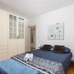 Lux 1 4* רייקה