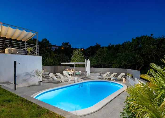 Lux 1 Affittacamere 4*