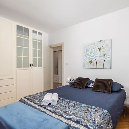 Lux 1 4* Rijeka